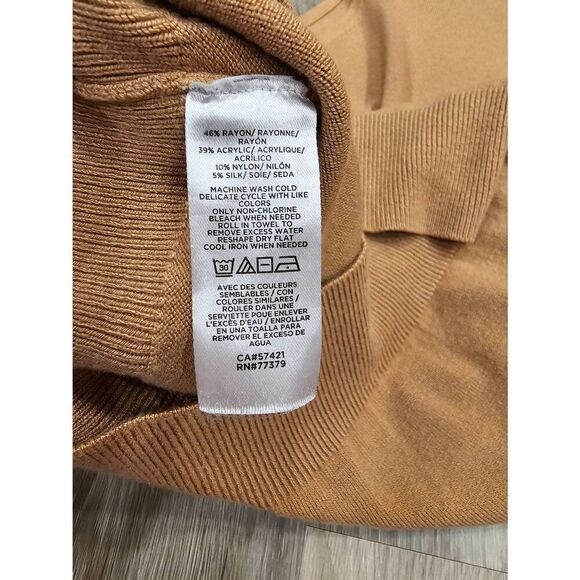 Ann Taylor Knit Ramie Camel color Tuttleneck size XS Vest - Picture 5 of 6